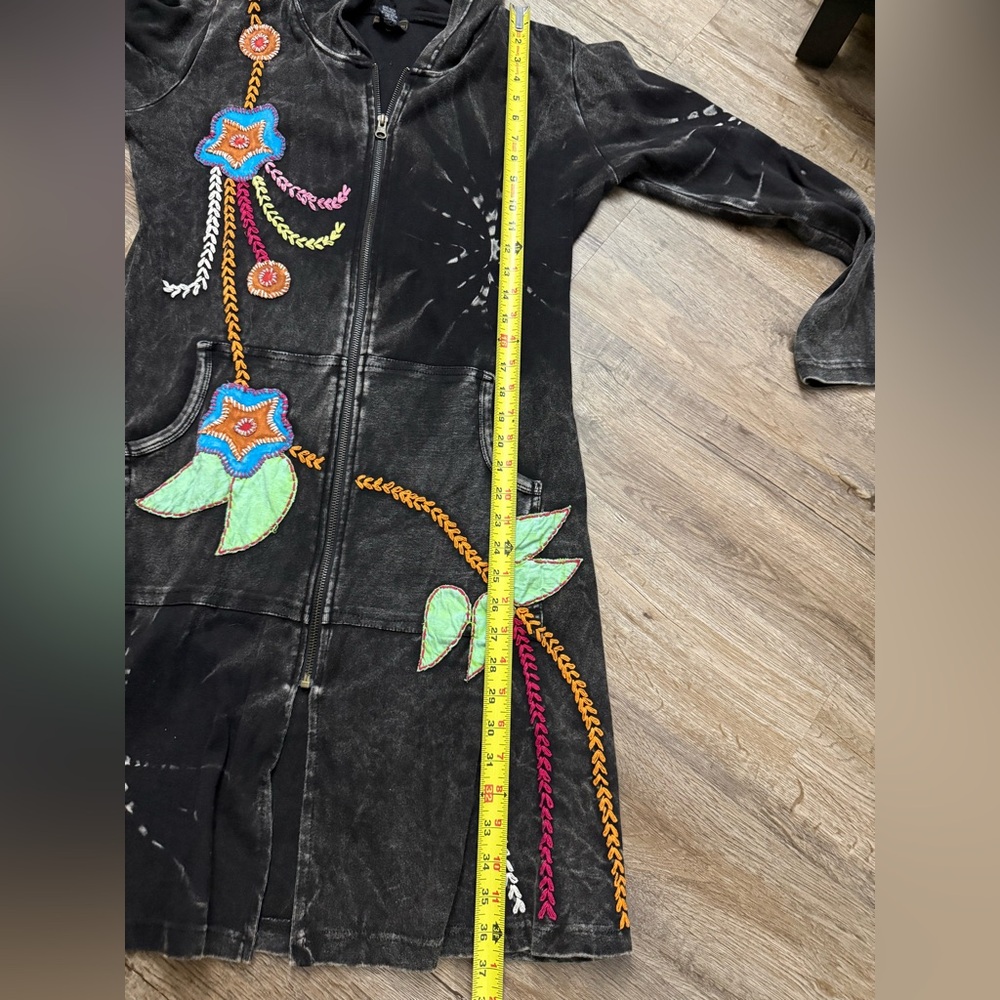 Rising International • Floral Embroidery Boho Tie Dye Duster Hoodie - Picture 10 of 11